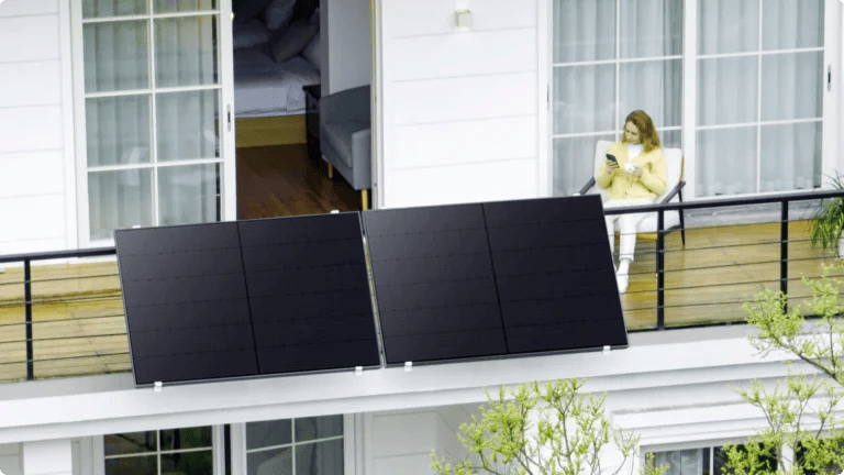 Anker Solix Balkonkraftwerk 820w mit Balkonalterung